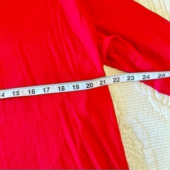 Super soft and cozy bright red cowl neck / turtleneck sweater. Like new! XL - Picture 4 of 6